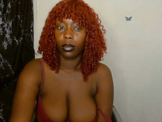 Strip-me-naked live cam on BongaCams