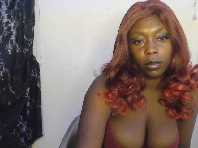 Strip-me-naked live cam on BongaCams