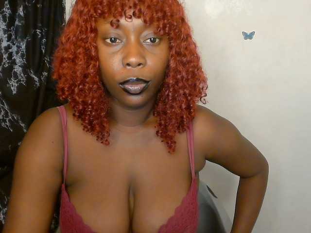 Strip-me-naked live cam on BongaCams