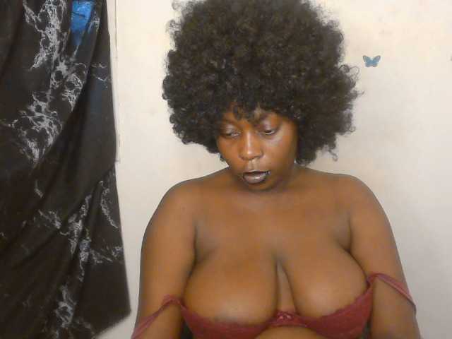 Strip-me-naked live cam on BongaCams