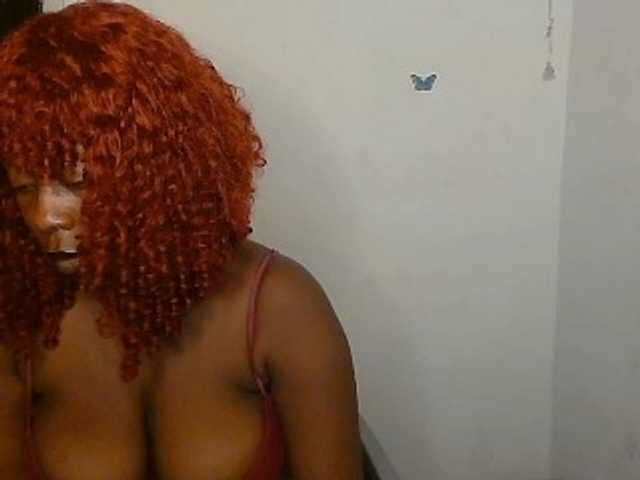 Strip-me-naked live cam on BongaCams