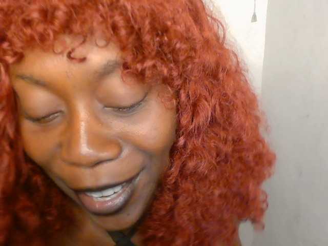 Strip-me-naked live cam on BongaCams