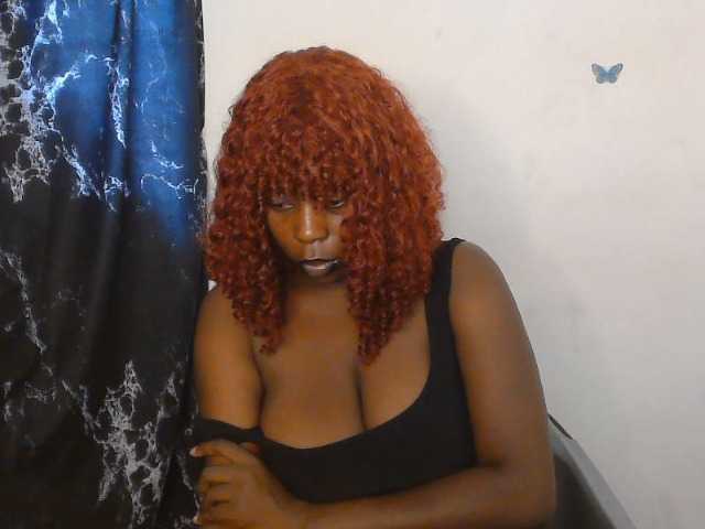 Strip-me-naked live cam on BongaCams