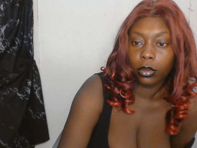 Strip-me-naked live webcam show