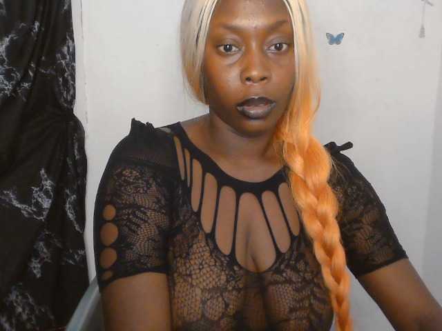 Strip-me-naked live webcam show