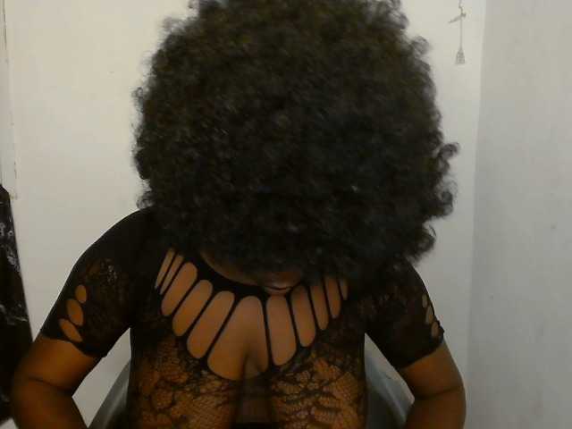Strip-me-naked live cam on BongaCams
