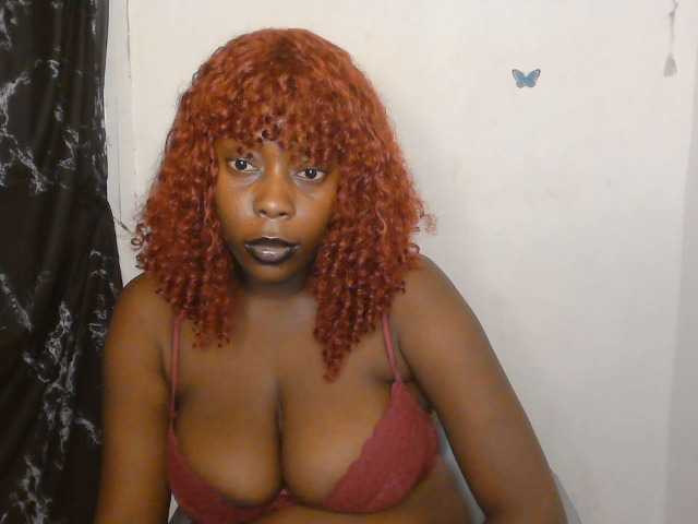 Strip-me-naked live cam on BongaCams