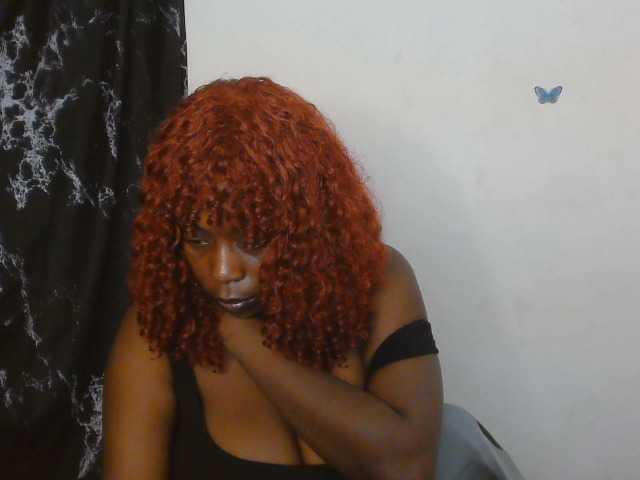 Strip-me-naked live cam on BongaCams