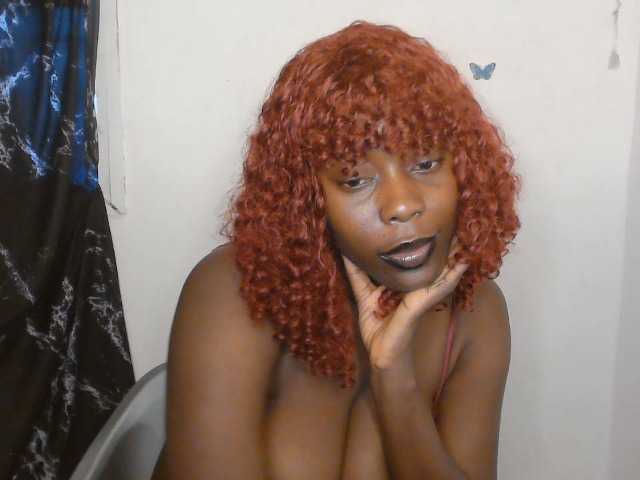 Strip-me-naked live cam on BongaCams