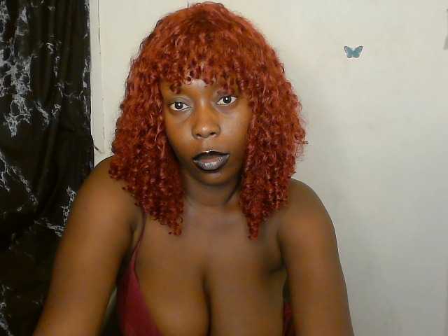 Strip-me-naked live cam on BongaCams