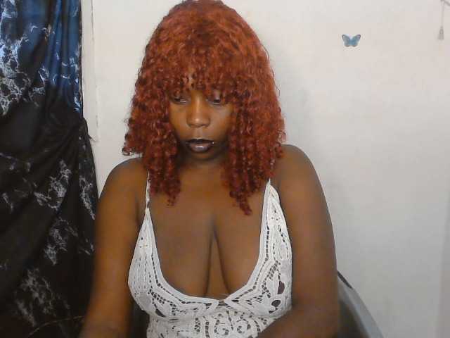 Strip-me-naked live webcam show
