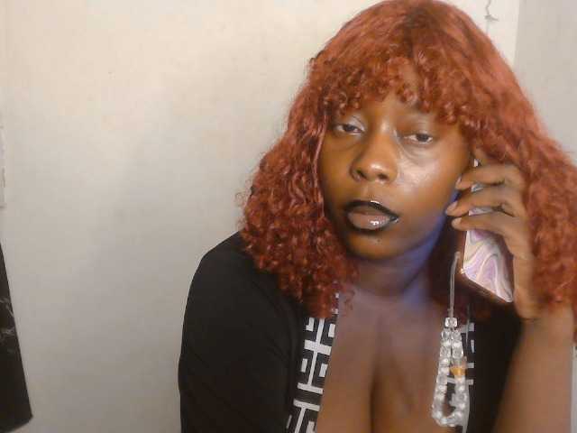 Strip-me-naked live cam on BongaCams
