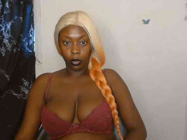 Strip-me-naked webcam