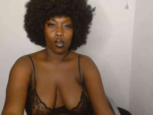 Strip-me-naked webcam