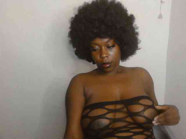 Strip-me-naked webcam