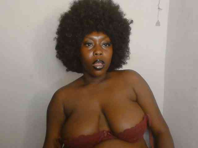 Strip-me-naked webcam