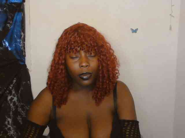 Strip-me-naked webcam
