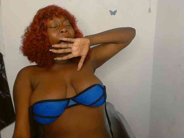 Strip-me-naked webcam