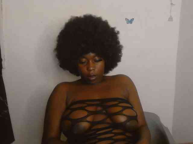 Strip-me-naked webcam