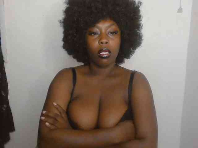 Strip-me-naked webcam