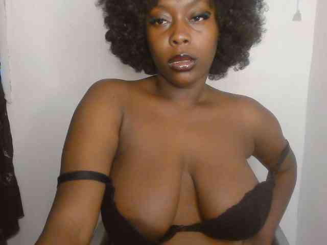 Strip-me-naked webcam