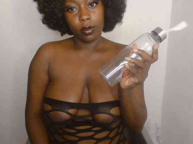 Strip-me-naked webcam
