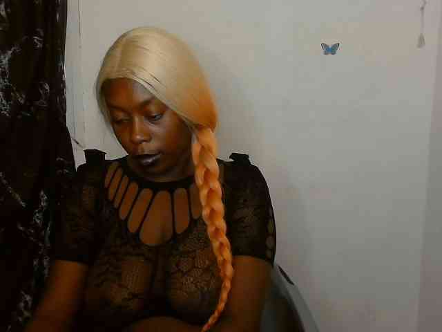 Strip-me-naked webcam