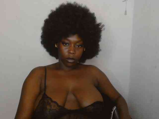 Strip-me-naked webcam