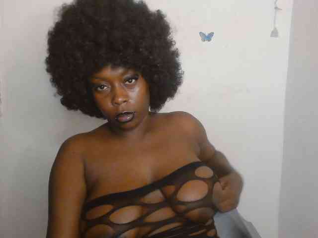 Strip-me-naked webcam