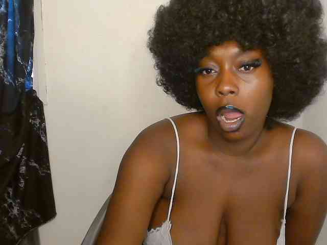 Strip-me-naked webcam