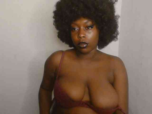 Strip-me-naked webcam