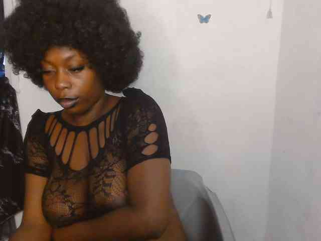 Strip-me-naked webcam