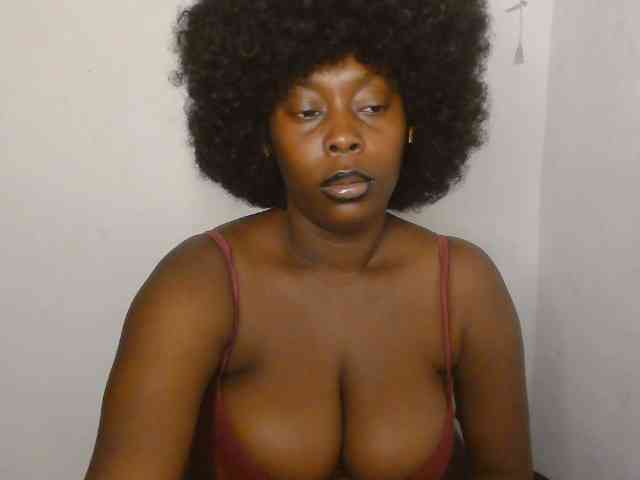 Strip-me-naked webcam