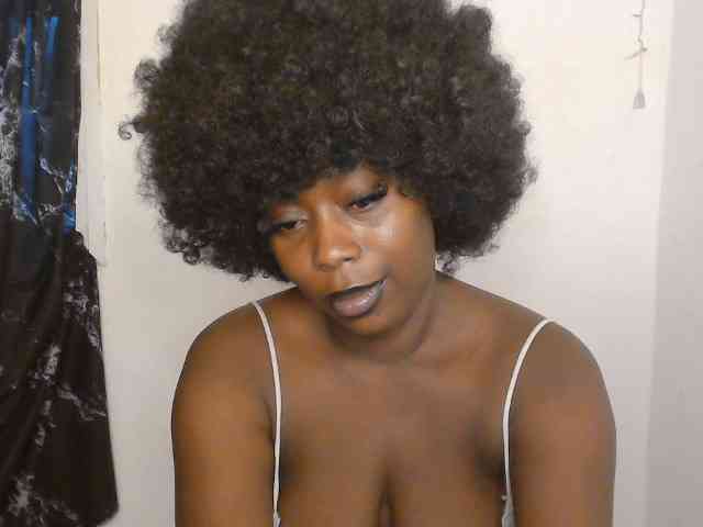 Strip-me-naked webcam