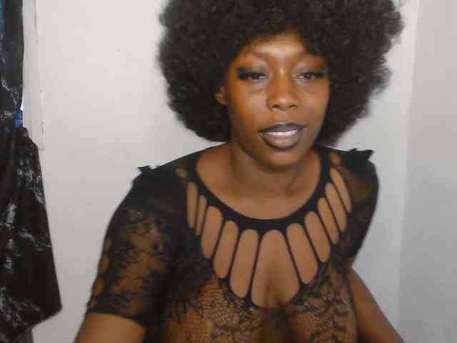 Strip-me-naked webcam