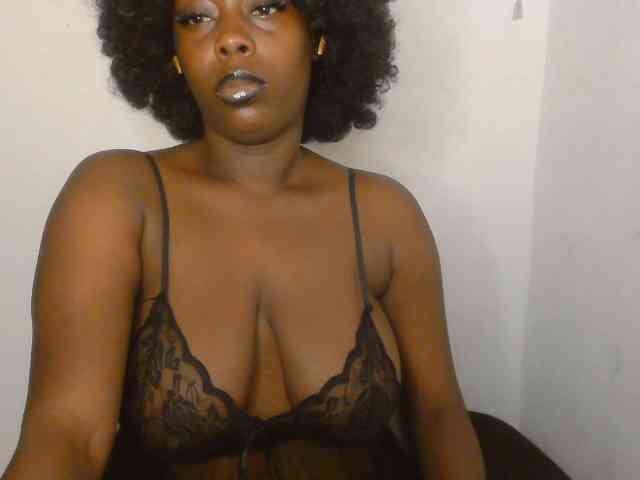 Strip-me-naked webcam