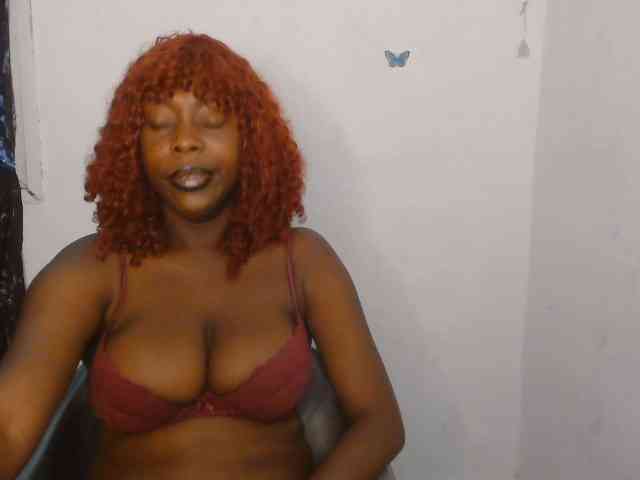 Strip-me-naked webcam