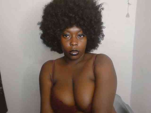 Strip-me-naked webcam