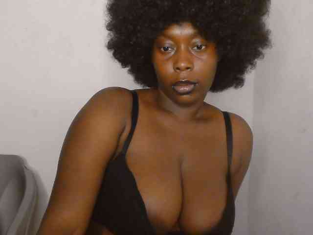 Strip-me-naked webcam