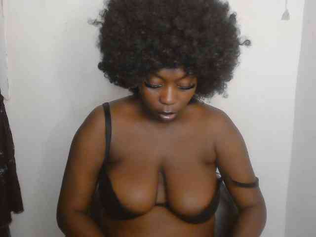 Strip-me-naked webcam