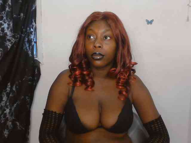 Strip-me-naked webcam