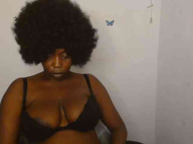 Strip-me-naked webcam