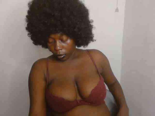 Strip-me-naked webcam