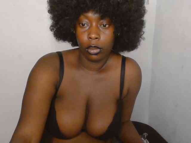 Strip-me-naked webcam