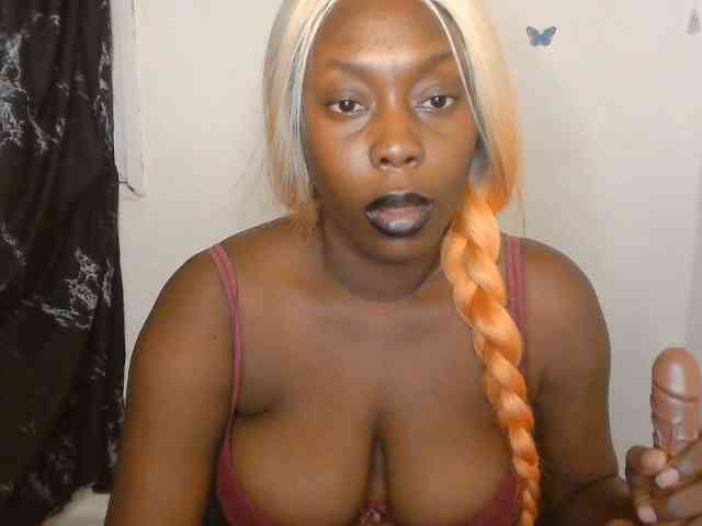 Strip-me-naked webcam