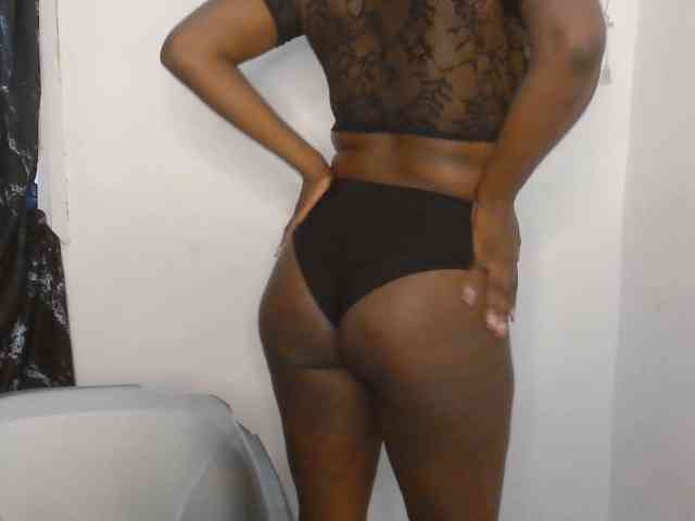 Strip-me-naked webcam