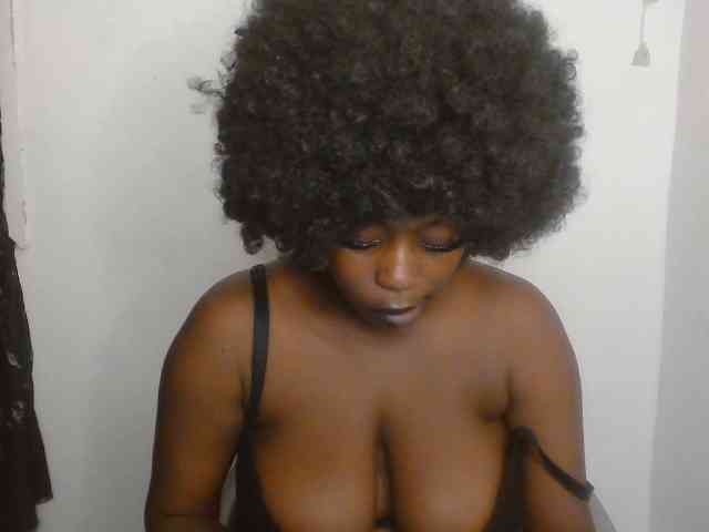 Strip-me-naked webcam