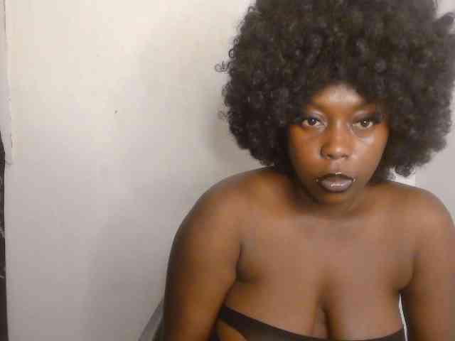 Strip-me-naked Strip-me-naked