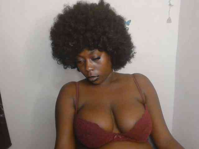 Strip-me-naked webcam