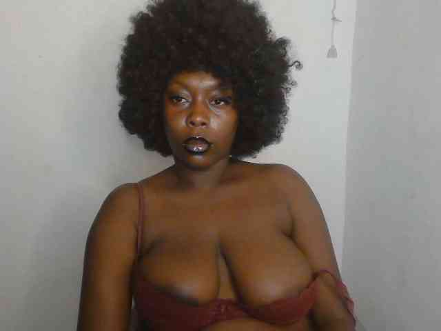 Strip-me-naked webcam
